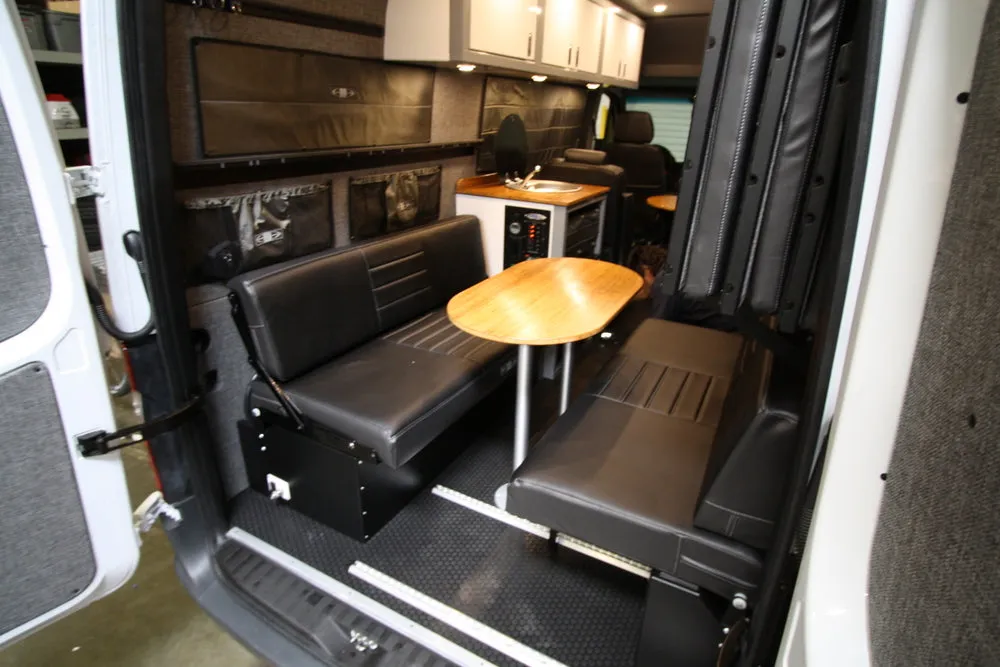 RB Touring Ensign - 144" 4x4